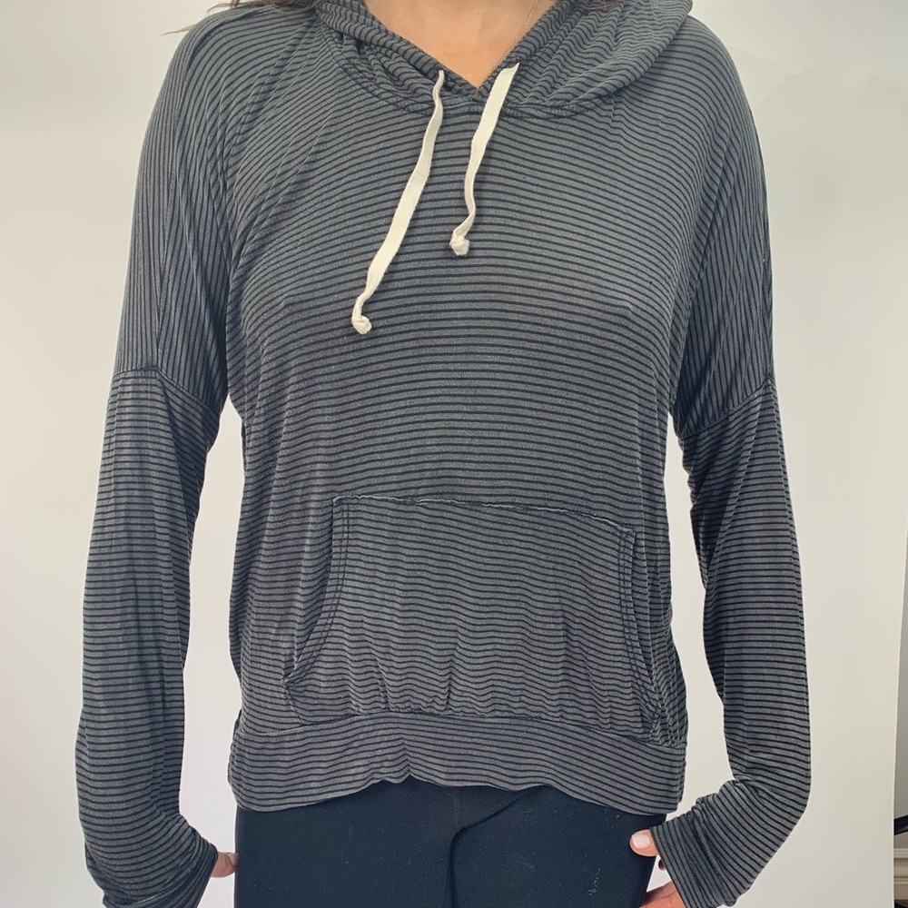 Brandy Melville Thin cotton hooded long sleeve top